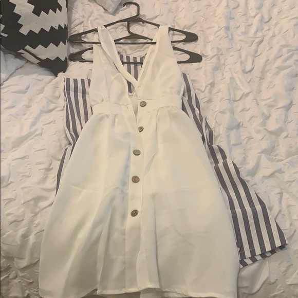 White sundress - Picture 1 of 1